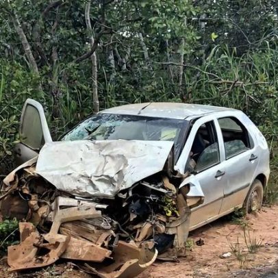 Acidente entre van de hemodiálise e carro deixa morto e seis feridos na MG-202