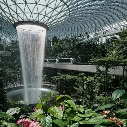 Aeroportos mais bem avaliados do mundo 2026: Singapura lidera, Brasil fica fora
