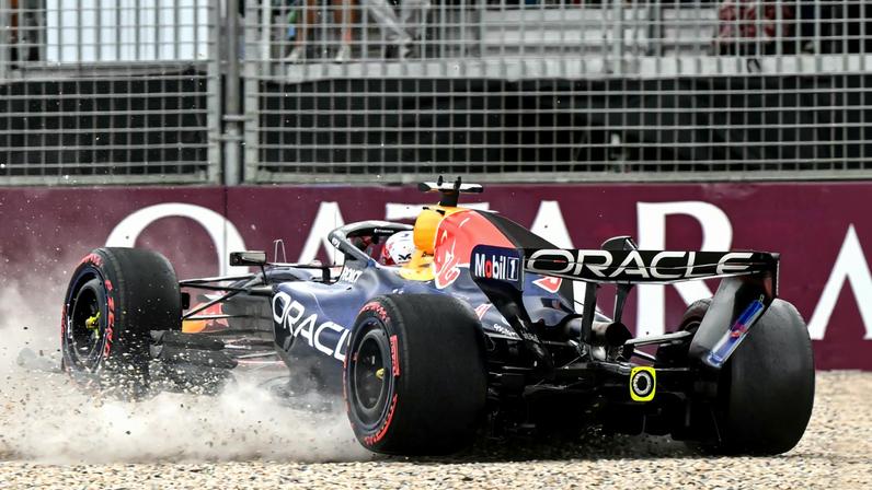 Verstappen bate forte e fica fora da classificação no GP da Austrália