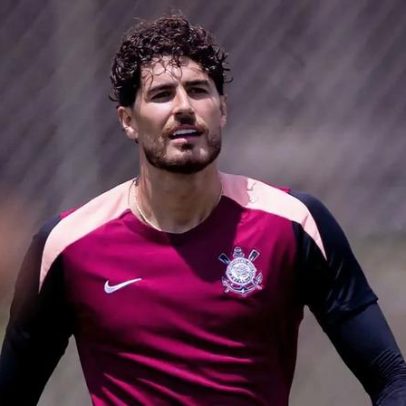 Pedro Raul faz golaço em treino do Corinthians e vídeo é publicado