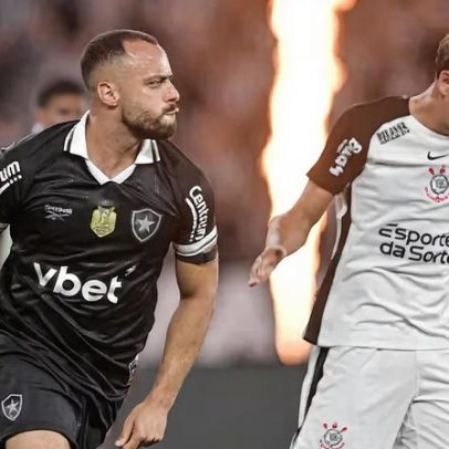 Corinthians e Botafogo travam negociação por Arthur Cabral por entraves