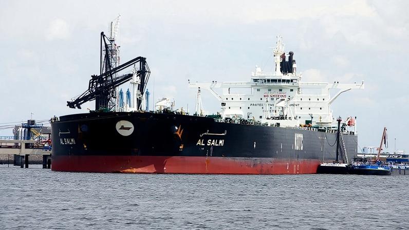 Embarcação tem capacidade para transportes 2 milhões de barris de petróleo