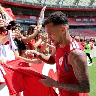 Inter faz treino aberto para torcida no Beira-Rio