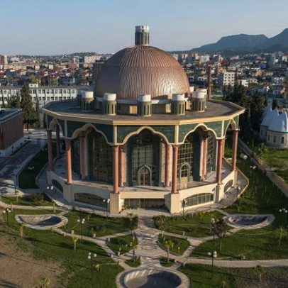 Albânia propõe criar 'Vaticano muçulmano'