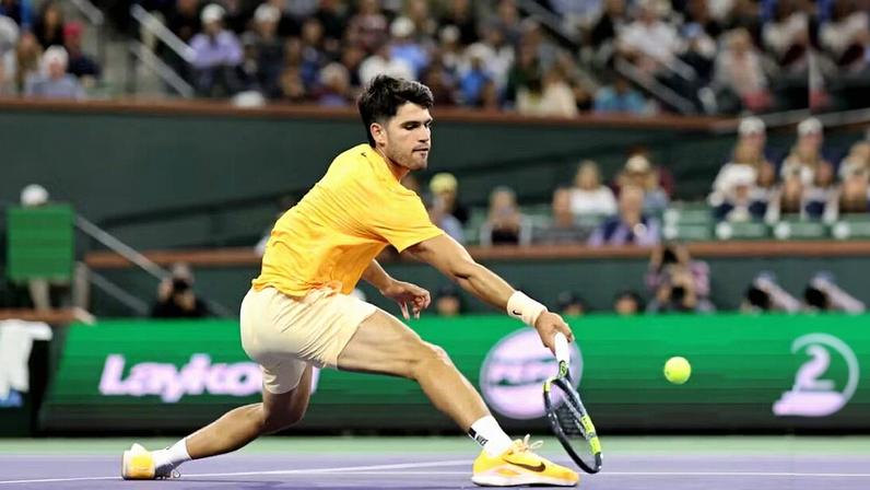 Alcaraz ironiza jogar contra Federer em todas as rodadas