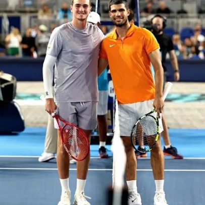 João Fonseca enfrenta Carlos Alcaraz; veja horário e transmissão do Miami Open