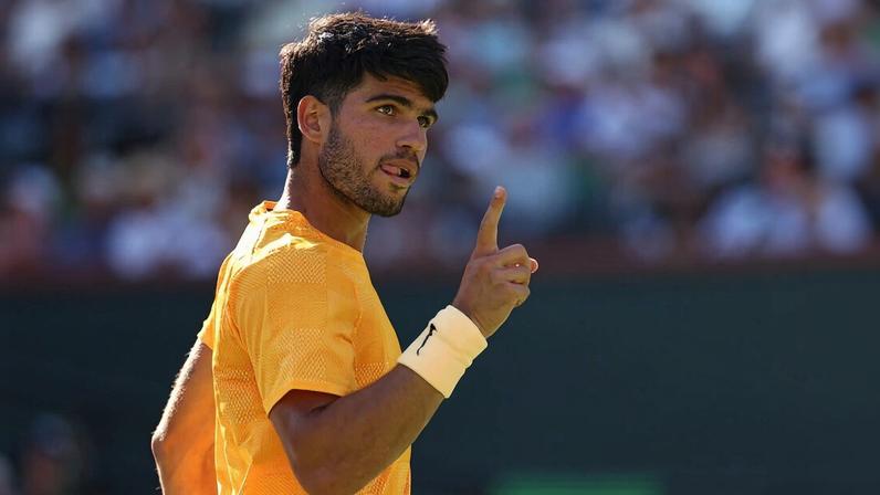 Alcaraz vence Ruud e conquista 15ª vitória consecutiva no ano