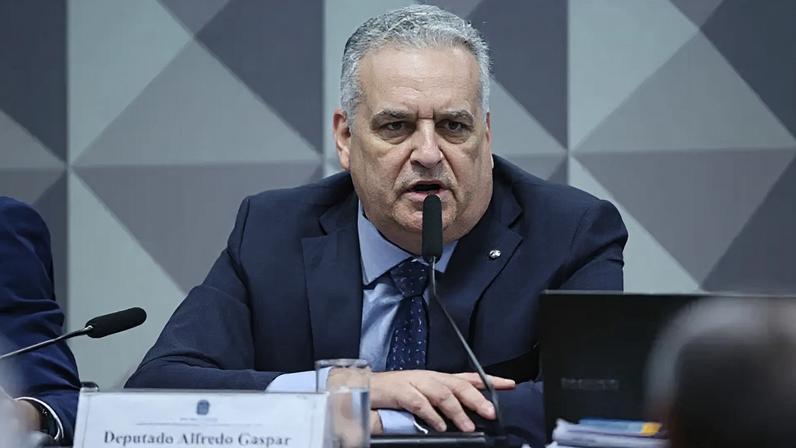 Relator do colegiado, Alfredo Gaspar, diz que preparou relatório técnico e que irregularidades podem chegar a R$ 40 bilhões. (Foto: Bruno Spada/Câmara dos Deputados)