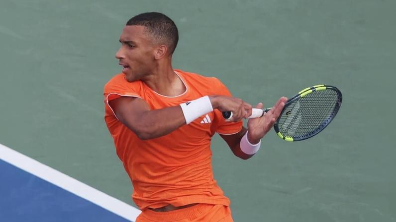 Aliassime diz que derrota em Dubai foi a mais oportuna da carreira