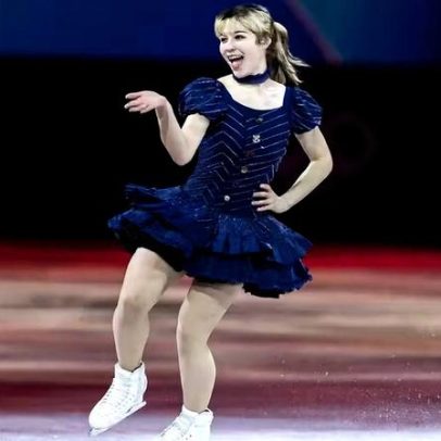 Patinadora olímpica Alysa Liu é perseguida até o carro; 'Não façam isso'