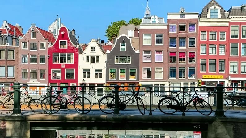 Casas e bicicletas em Amsterdã: Países Baixos aparecem entre os melhores locais para mulheres no mundo