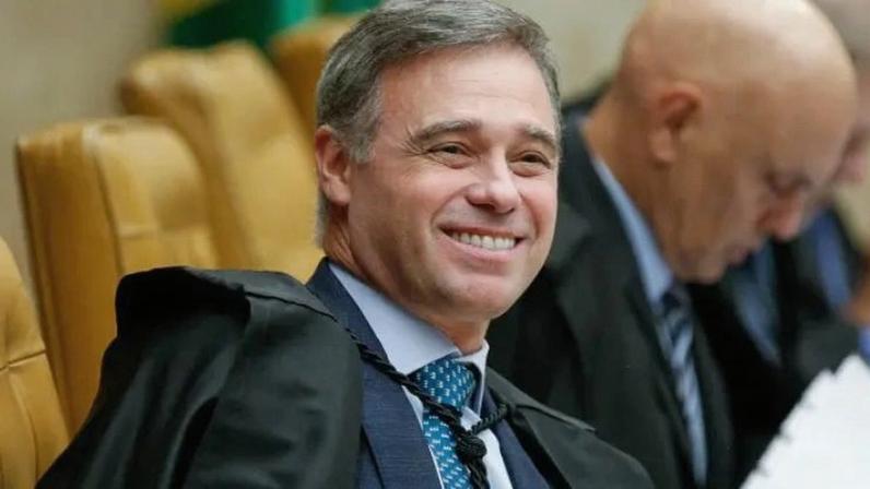 Mendonça vai julgar ação do PT pela soltura de presos