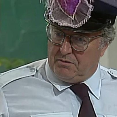 Morre aos 83 anos Roberto Marquis, o Guarda Juju de A Praça é Nossa