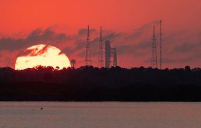 Artemis II recebe últimos preparativos para decolar rumo à Lua