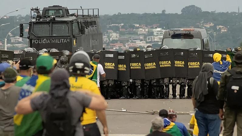 Atos golpistas destruíram prédios dos Três Poderes em Brasília, no 8 de Janeiro