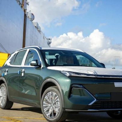 Geely EX5 EM-i chega ao Brasil com lançamento previsto para abril