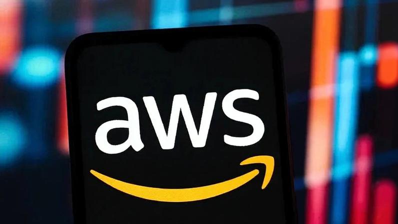AWS: sistema de nuvem da Amazon enfrenta instabilidade nesta terça-feira, 3 (SOPA Images / Colaborador/Getty Images)
