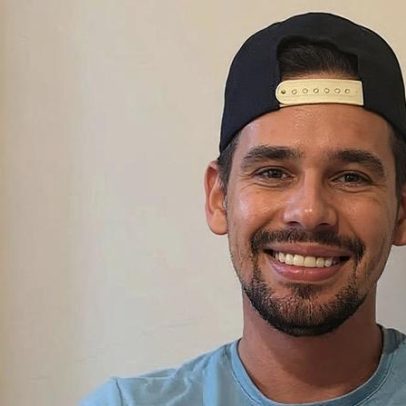 Viúvo de Isabel Veloso mostra jantar a dois e rebate críticas após morte