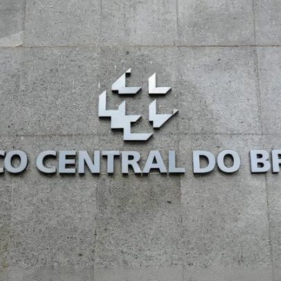 Contas externas do Brasil registram déficit de US$ 5,6 bi em fevereiro