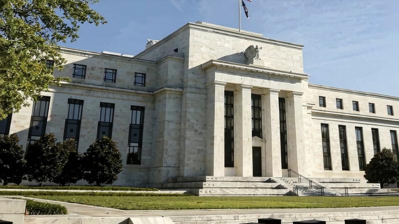 Gráfico e imagem ilustrativa de bancos centrais