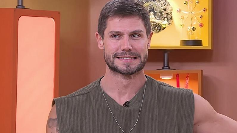 Jonas diz se há chances de ter algo sério com uma das três que beijou no BBB 26