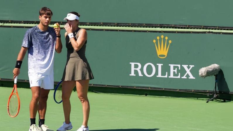 Bencic e Cobolli superam atuais campeões nas duplas mistas em IW