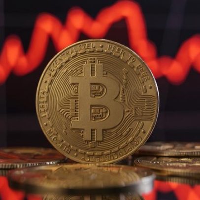 Bitcoin cai abaixo de US$ 68 mil com temores de escalada no Oriente Médio