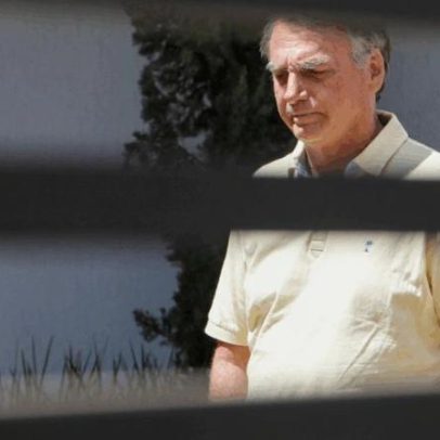 Moraes concede prisão domiciliar a Bolsonaro após 7 pedidos
