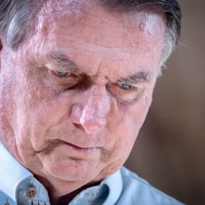 Bolsonaro pode sair da UTI em até 24 horas, diz novo boletim