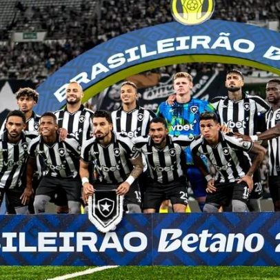 Botafogo adia viagem para enfrentar o Palmeiras por problema técnico no avião