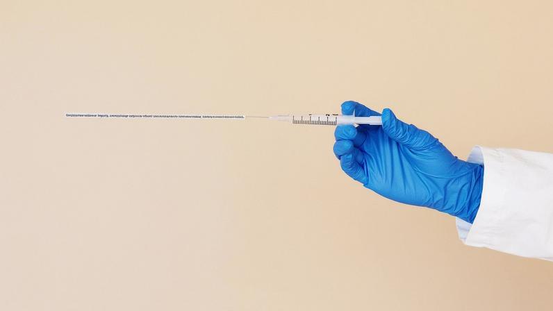 Médicos alertam para aplicação de hormônios em crianças sem acompanhamento adequado