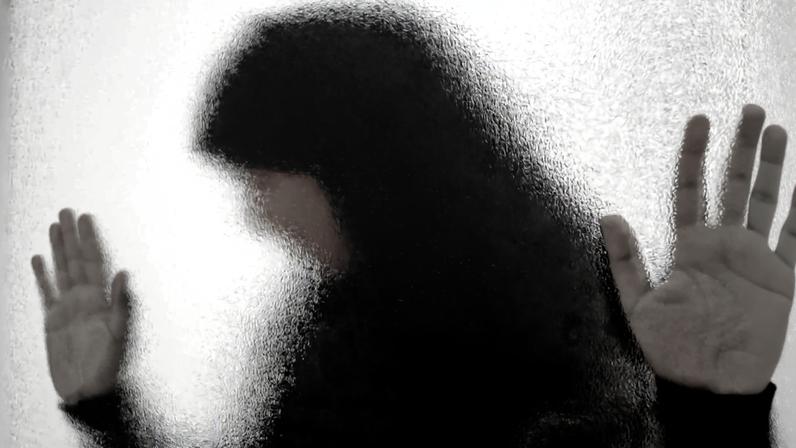 Mulher conseguiu escapar e denunciou casal à polícia