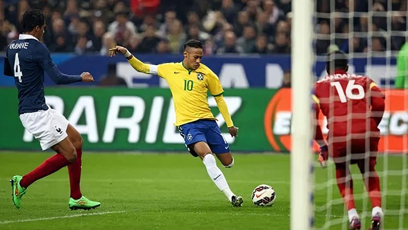 Neymar fez gol na vitória do Brasil contra a França em 2015