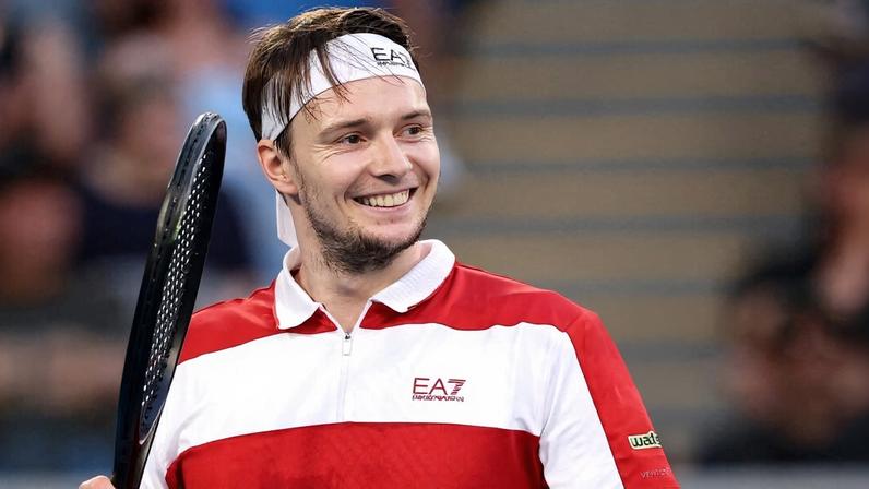 Bublik diz que relação com Alcaraz e Sinner é mais próxima que com o Big 3