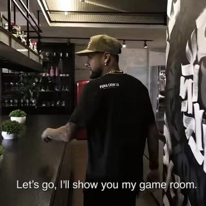 Neymar faz tour detalhado por mansão de R$ 50 milhões