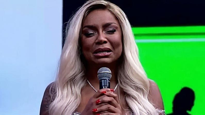 Cariúcha se emociona na estreia do novo Superpop na RedeTV!