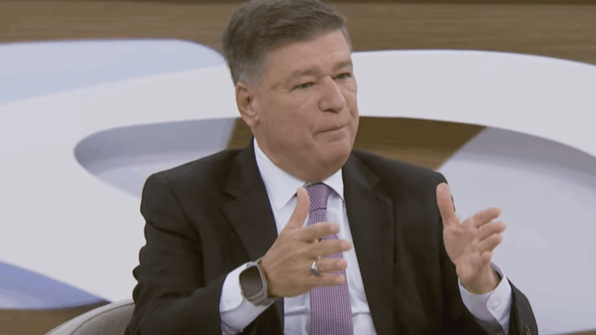 O senador Carlos Viana (Podemos-MG) deu entrevista nesta 2ª feira (16.mar) ao programa Roda Viva, da TV Cultura