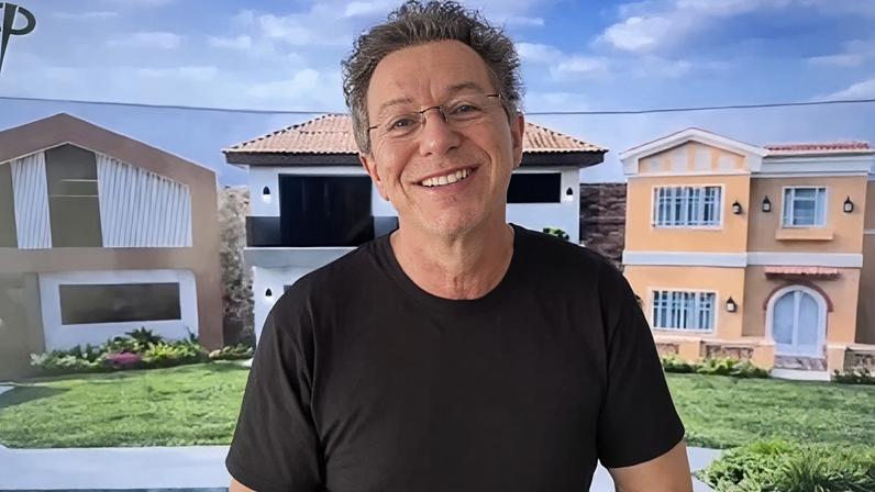 Boninho anuncia novo reality na Record