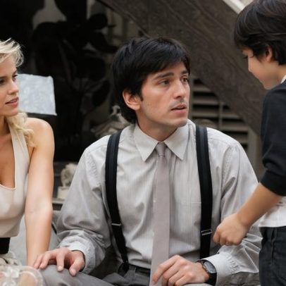 Scott Baio presta homenagem à coestrela Jennifer Runyon após falecimento