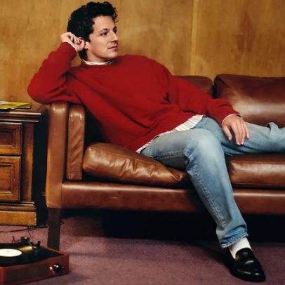 Charlie Puth encontra seu ponto ideal em nova fase musical