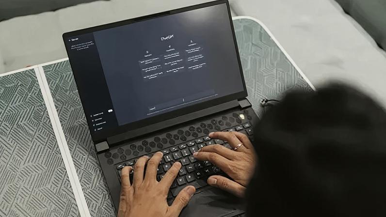 Especialista explica como conversar com IAs para conseguir melhores resultados