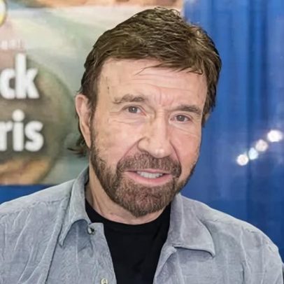 Chuck Norris supostamente nocauteado em luta com Gracie no Rio de Janeiro