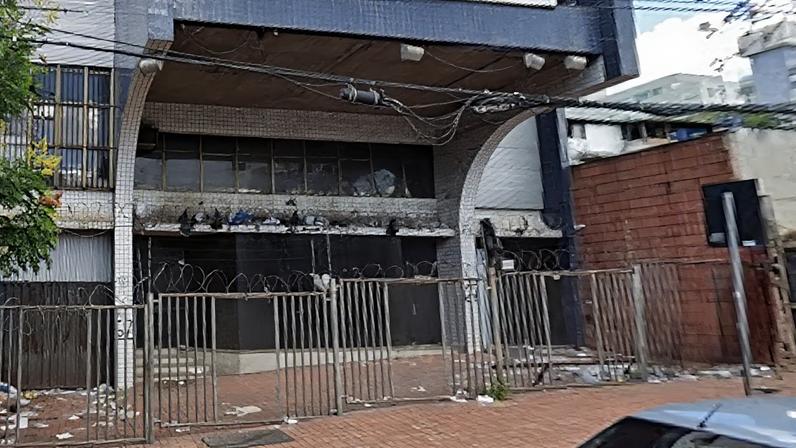 Corpo foi encontrado em prédio abandonado na rua Ouro Preto, no Barro Preto