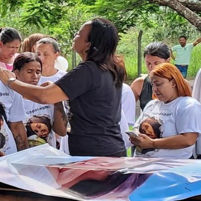 Enterro de jovem de 16 anos morto a tiros em Betim causa emoção e revolta