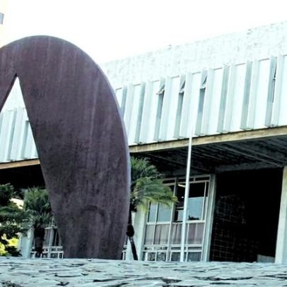 Reajuste de servidores do TCE pode superar o do Executivo e retroativo de mais de dez anos