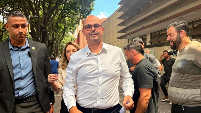 Simões realizou vistoria surpresa no João XXIII nesta segunda (23)