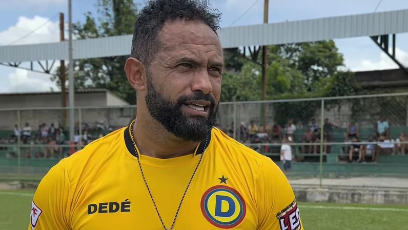 Bruno foi condenado pela Justiça de Minas Gerais por homicídio triplamente qualificado, sequestro e ocultação de cadáver