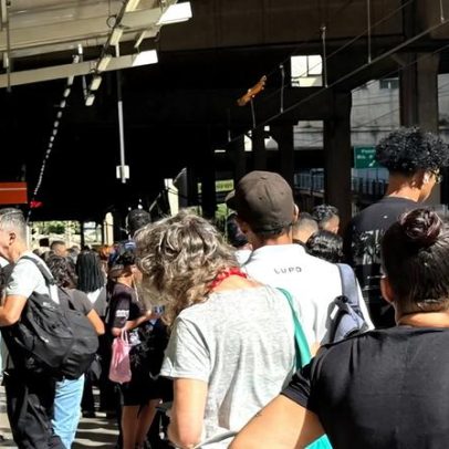 Metrô de BH tem atraso de 40 minutos e passageiros desembarcam