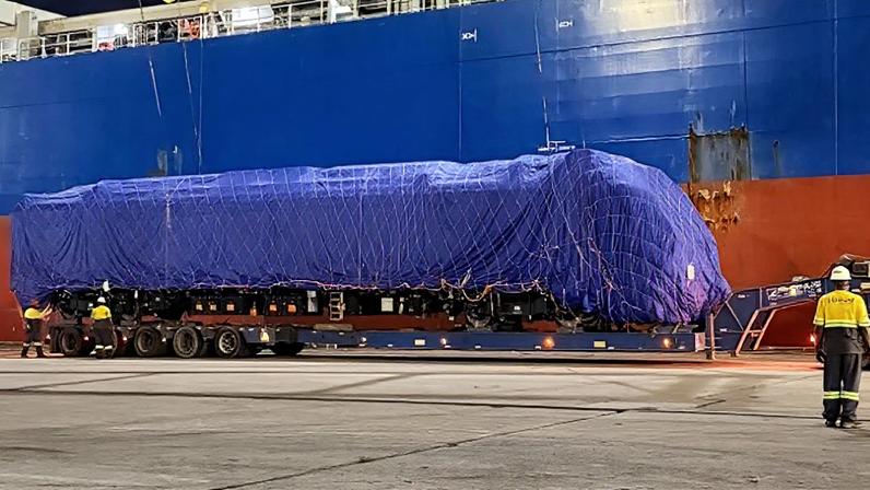 Composições chegaram ao Porto de Itaguaí, no Rio de Janeiro, no domingo