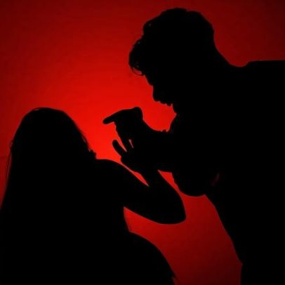 Homem desrespeita medida protetiva e esfaqueia ex-mulher na Grande BH